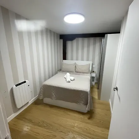 Centro Con Parking Apartment *