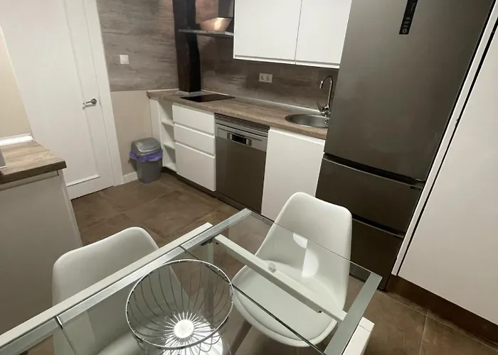 Centro Con Parking شقة